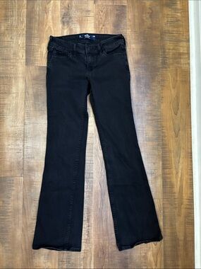 Hollister Black Women's low rise  Bootcut Jeans size 2R w26R black Jean denim